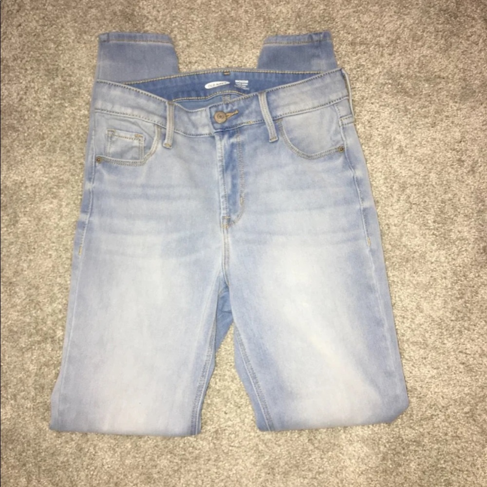 High rise light wash jeans
